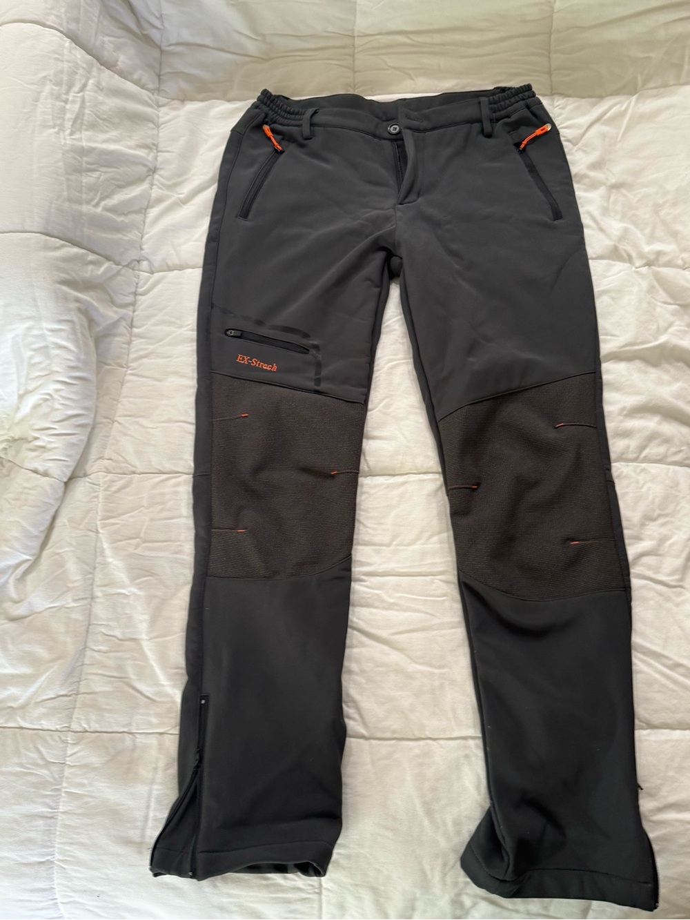 Black Outdoor/snowboarding Pants with Reinforced Knees